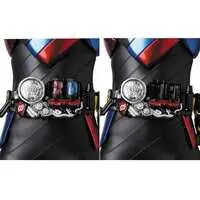 Real Action Heroes - Kamen Rider Build / Kamen Rider Build (Character)