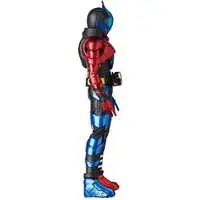 Real Action Heroes - Kamen Rider Build / Kamen Rider Build (Character)