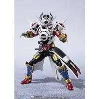 S.H. Figuarts - Kamen Rider Build / Kamen Rider Evol