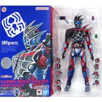 S.H. Figuarts - Kamen Rider Revice / Kamen Rider Demons