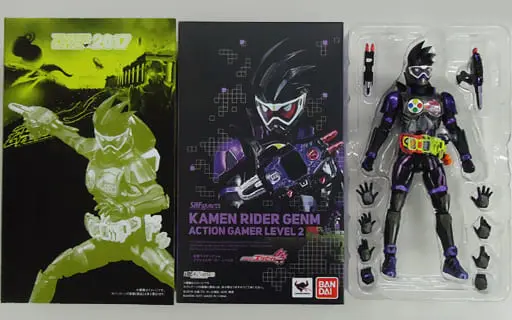 S.H. Figuarts - Kamen Rider Ex-Aid / Kamen Rider Genm