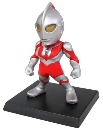 Trading Figure - Ultraman