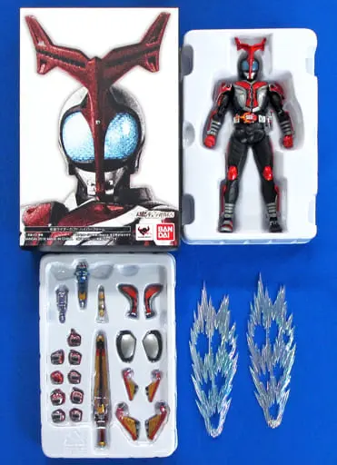 S.H. Figuarts - Kamen Rider Kabuto / Kamen Rider Kabuto (Character)