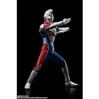 S.H. Figuarts - Ultraman Tiga / Ultraman Dyna (Character)