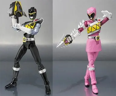 S.H. Figuarts - Zyuden Sentai Kyoryuger / Kyoryu Pink & Kyoryu Black