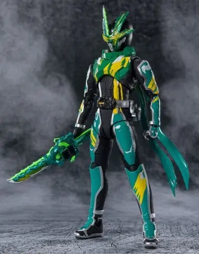 S.H. Figuarts - Kamen Rider Saber / Kamen Rider Kenzan