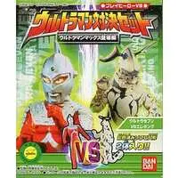 Trading Figure - Ultraman Max / Ultraseven (Character) & Eleking