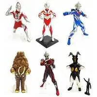 Trading Figure - Ultraman Neos / Zetton