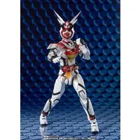 S.H. Figuarts - Kamen Rider Revice / Kamen Rider Aguilera