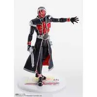 S.H. Figuarts - Kamen Rider Wizard / Kamen Rider Wizard (Character)