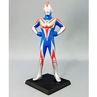 Trading Figure - Ultraman Cosmos