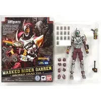 S.H. Figuarts - Kamen Rider Blade / Kamen Rider Garren