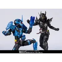 S.H. Figuarts - Kamen Rider Build / Kamen Rider Metal Build