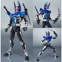 S.H. Figuarts - Kamen Rider Kabuto / Kamen Rider Gatack