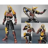 S.H. Figuarts - Kamen Rider Ryuki / Kamen Rider Imperer