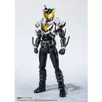 S.H. Figuarts - Kamen Rider Build / Night Rogue