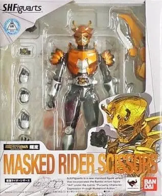 S.H. Figuarts - Kamen Rider Ryuki / Kamen Rider Scissors