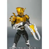 S.H. Figuarts - Kamen Rider Ryuki / Kamen Rider Scissors