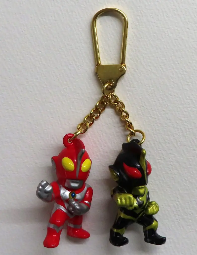 Key Chain - Ultraman Zearth / Ultraman Shadow