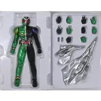 S.H. Figuarts - Kamen Rider W / Kamen Rider Double