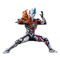 Ultimate Luminous - Ultraman Blazar / Ultraman Blazar (Character)