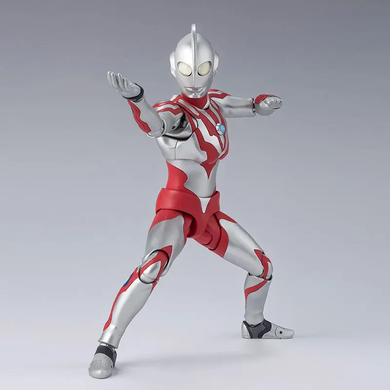 S.H. Figuarts - Ultraman Trigger: New Generation Tiga