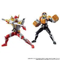 Trading Figure - Kamen Rider Gaim / Kamen Rider Gaim (Character) & Kamen Rider Knuckle & Kamen Rider Kurokage