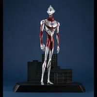 Premium Bandai Limited - Ultraman: Rising / Ultraman