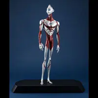 Premium Bandai Limited - Ultraman: Rising / Ultraman