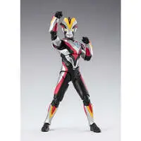 S.H. Figuarts - Ultraman Ginga S / Ultraman Victory