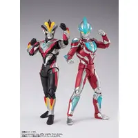 S.H. Figuarts - Ultraman Ginga / Ultraman Victory