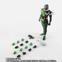 S.H. Figuarts - Kamen Rider W / Kamen Rider Skull