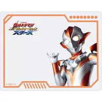 Character Card - Ultraman New Generation Stars / Ultrawoman Grigio