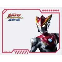 Character Card - Ultraman R/B / Ultraman Rosso