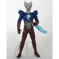 Trading Figure - Ultraseven / Ultraman Zero & Ultraman Saga