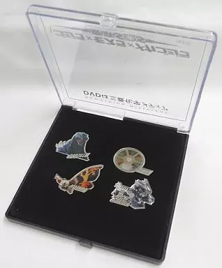 Badge - Godzilla / Mechagodzilla & Mothra