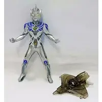 Trading Figure - Ultraman Cosmos / Ultraman Justice & Ultraman Legend
