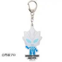 Premium Bandai Limited - Ultraman R/B / Ultraman Tregear
