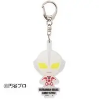 Premium Bandai Limited - Ultraman Geed / Ultraman Belial