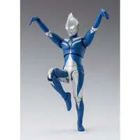 S.H. Figuarts - Ultraman Cosmos / Ultraman Cosmos (Character)
