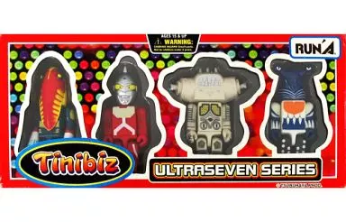 Trading Figure - Ultraseven / Alien Pegassa & Alien Metron & King Joe
