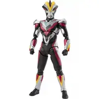 S.H. Figuarts - Ultraman Ginga S / Ultraman Victory