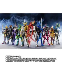 S.H. Figuarts - Kamen Rider Saber / Kamen Rider Durendal