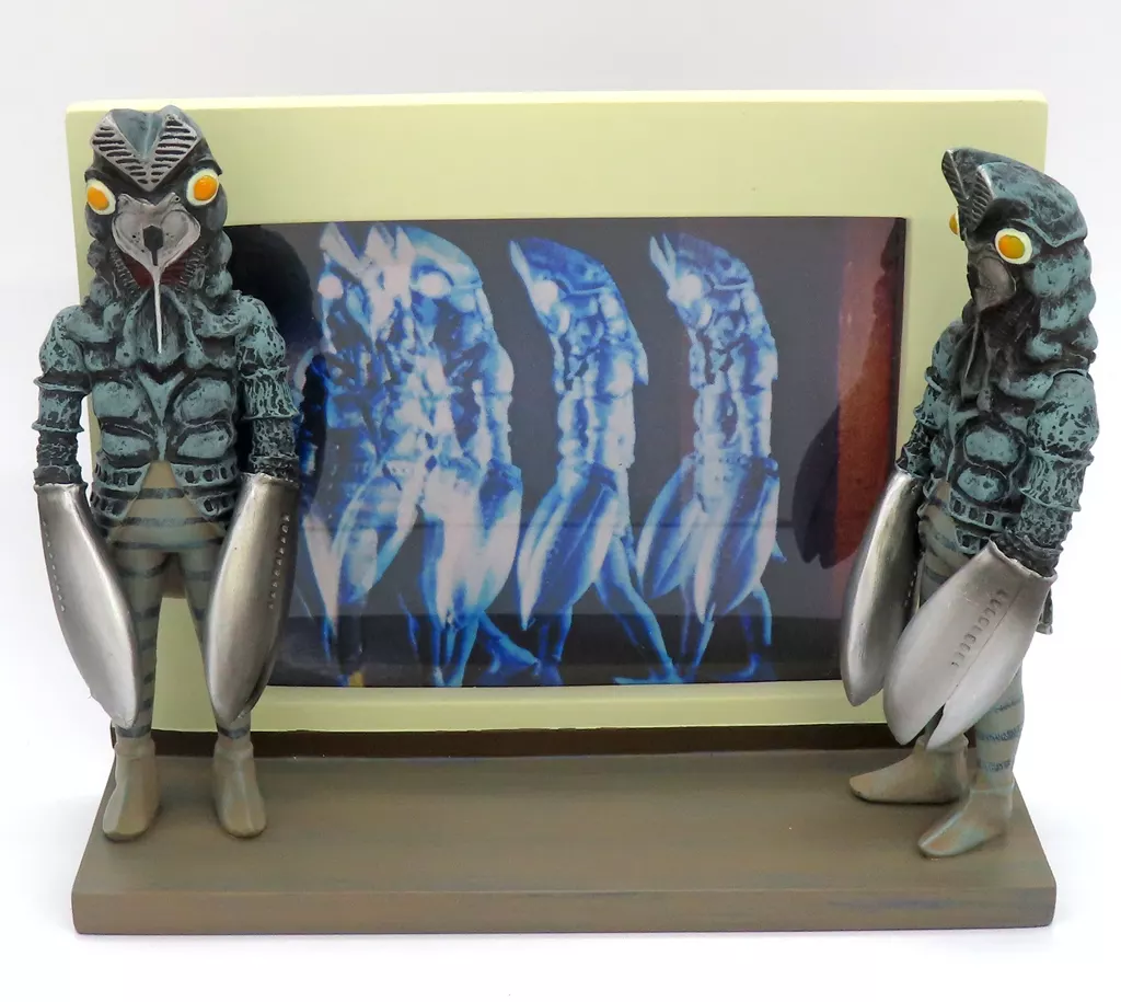 Picture Frames - Ultraman / Alien Baltan