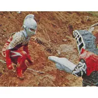 Trading Card - Ultraseven / Alien Godola