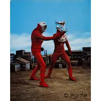 Trading Card - Ultraman Leo / Astra