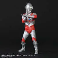 Figure - Return of Ultraman