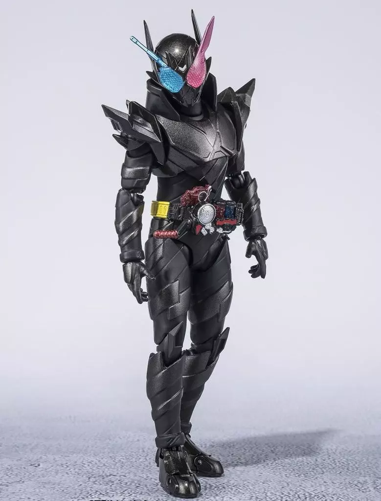 S.H. Figuarts - Kamen Rider Build / Kamen Rider Build (Character)