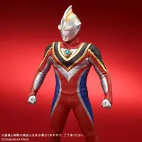 Figure - Ultraman Gaia / Ultraman Gaia (Character)