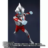 S.H. Figuarts - Ultraman: Rising / Ultradad & Emi